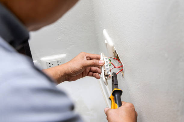 Best Outdoor Lighting Installation  in Colville, WA